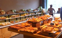 Thưởng thức bánh ngon,không lo về giá tại các chuỗi cửa hàng Tous les Jours