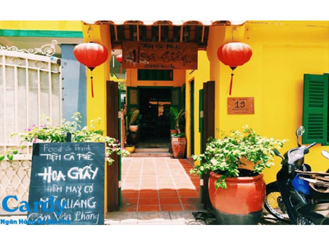 Tiệm cơm Cafe Hoa Giấy