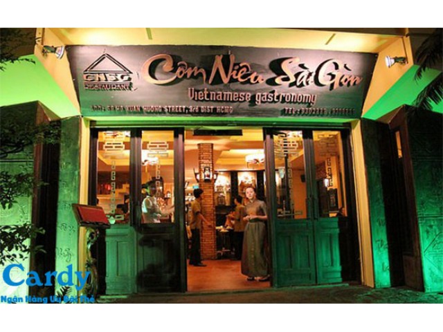 Cơm niêu Sài Gòn