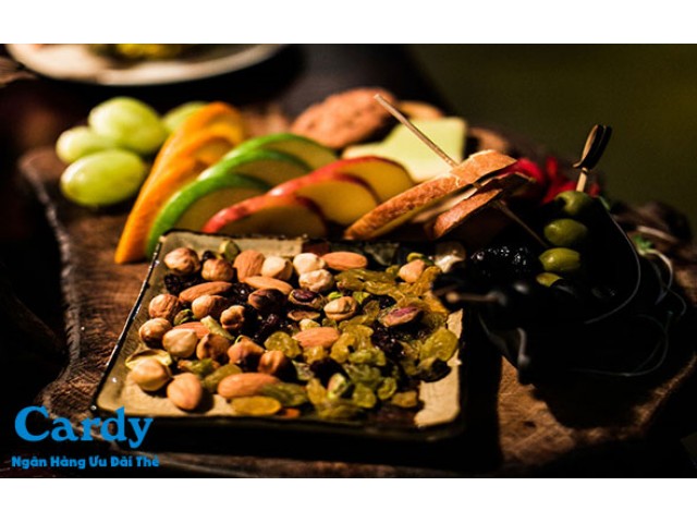 Nhà Hàng 1960s & Cafe