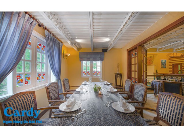 Nhà hàng Hải sản San hô