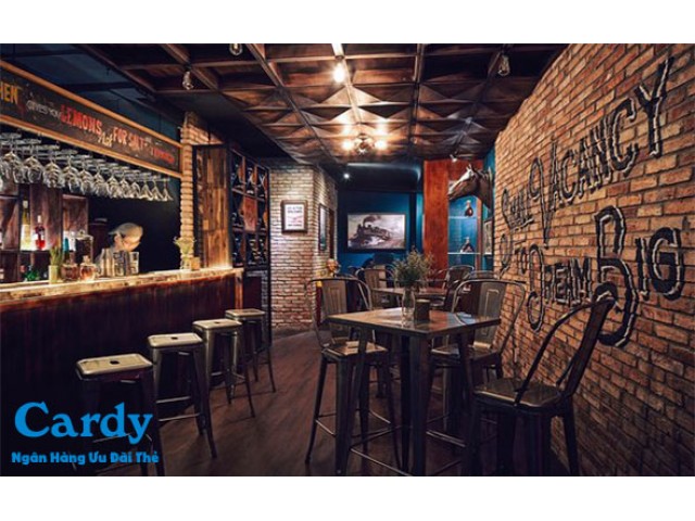 Small Vacancy - Lounge & Dining